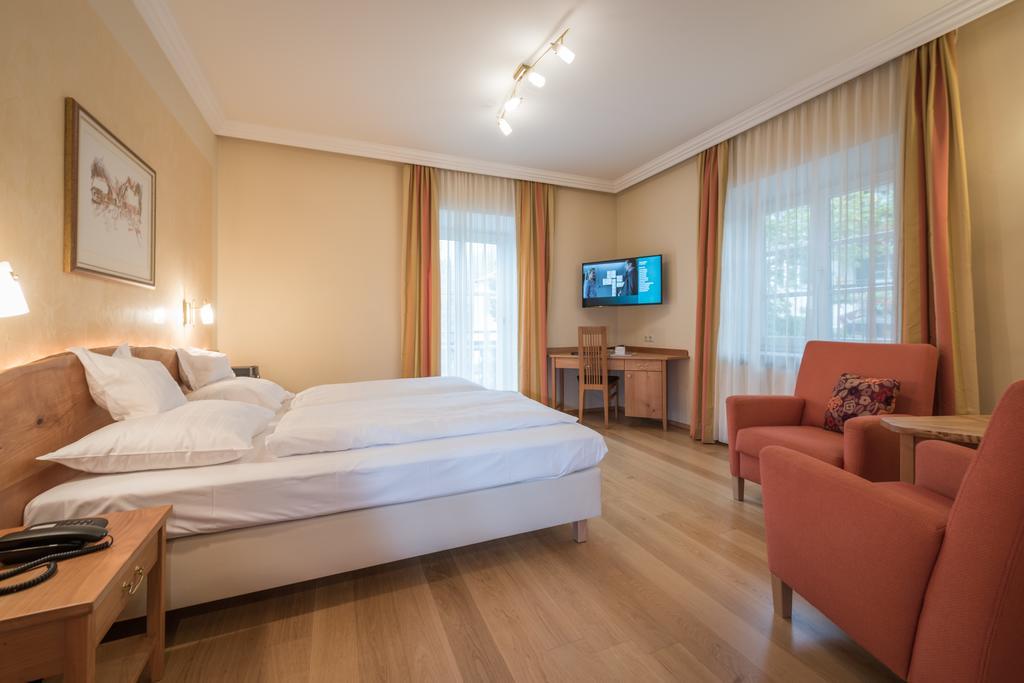 Hotel & Restaurant Ragginger Attersee Nussdorf am Attersee Dış mekan fotoğraf