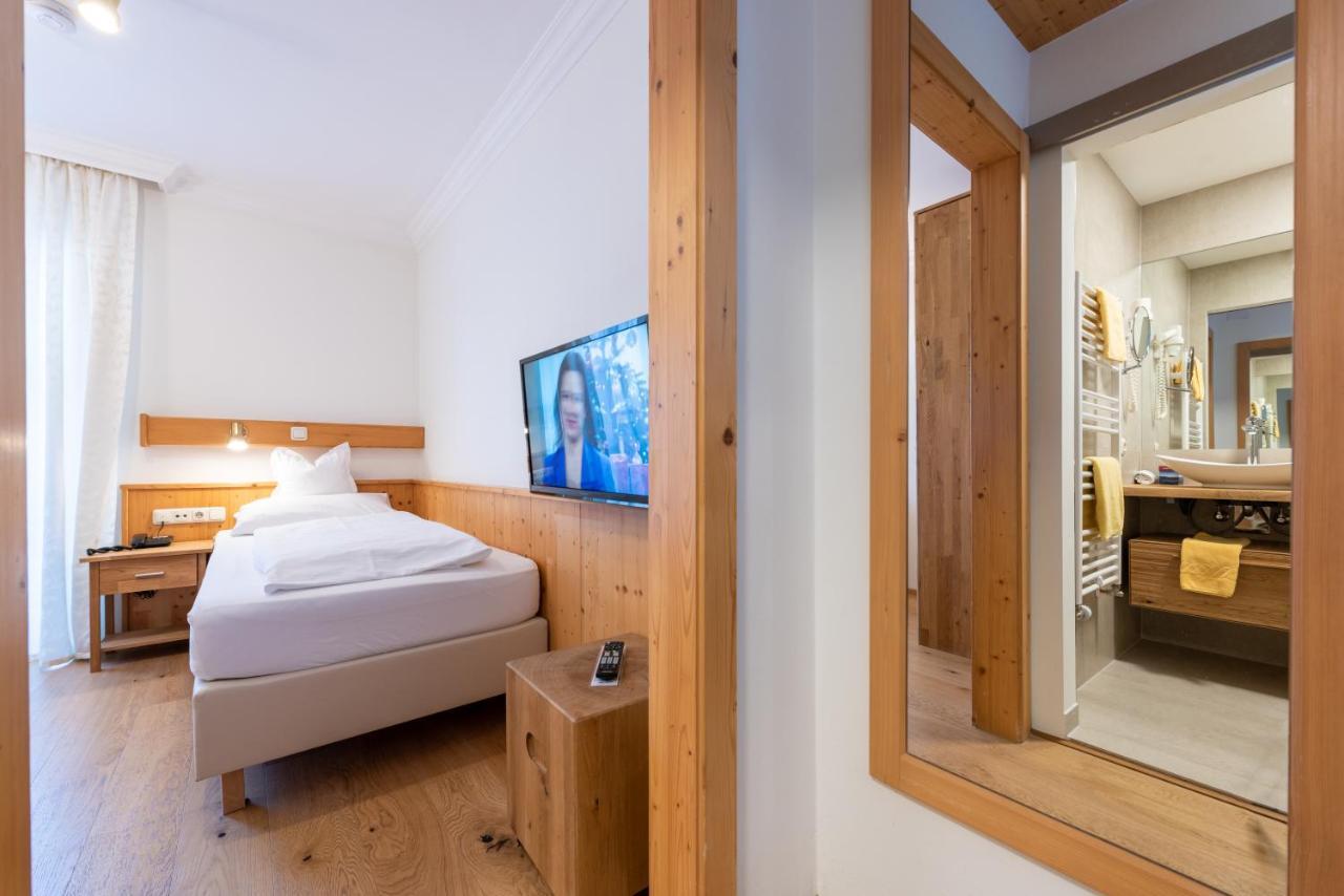 Hotel & Restaurant Ragginger Attersee Nussdorf am Attersee Dış mekan fotoğraf